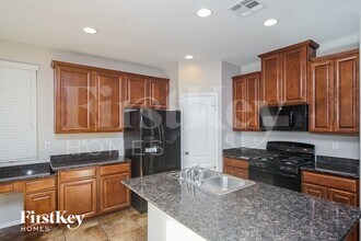 6405 Jacobville Ct in Las Vegas, NV - Foto de edificio - Building Photo