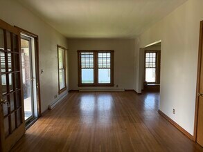 2107 Iowa Ave in Connersville, IN - Building Photo - Building Photo
