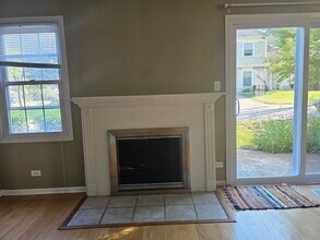 2662 College Hill Cir in Schaumburg, IL - Building Photo - Building Photo