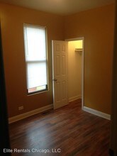 9220 S Manistee Ave in Chicago, IL - Building Photo - Building Photo