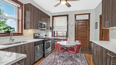 1931 N Hoyne Ave in Chicago, IL - Building Photo - Building Photo