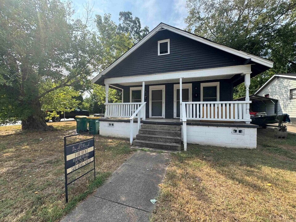 1001 W 33rd St in Little Rock, AR - Building Photo