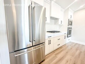 2855-2812 12 Ave SW in Calgary, AB - Building Photo - Building Photo