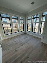 157 Everett St, Unit 101 in Boston, MA - Building Photo