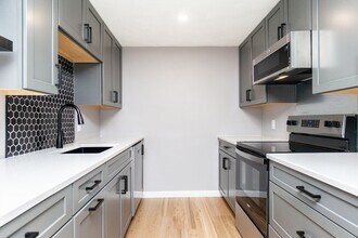 131 Pierce St in Malden, MA - Building Photo - Building Photo
