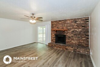 512 Pine Bluff Dr in Lewisville, TX - Building Photo - Building Photo