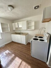 2064 W 18th St in Jacksonville, FL - Building Photo - Building Photo