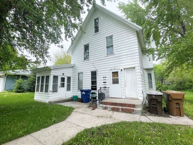 property at 510 W 4th Ave