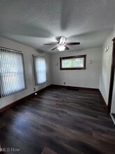 29 Crestline Pl in Youngstown, OH - Building Photo - Building Photo