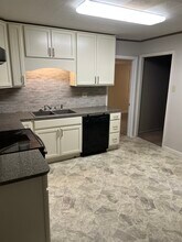 571 N Mitchner Ave in Indianapolis, IN - Building Photo - Building Photo