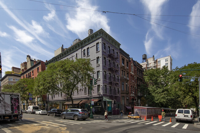 100 W 73rd St in New York, NY - Foto de edificio - Primary Photo