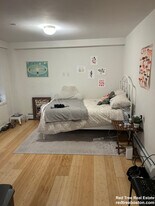 461 Park Dr in Boston, MA - Building Photo