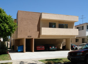 828 S Holt Ave in Los Angeles, CA - Building Photo - Building Photo