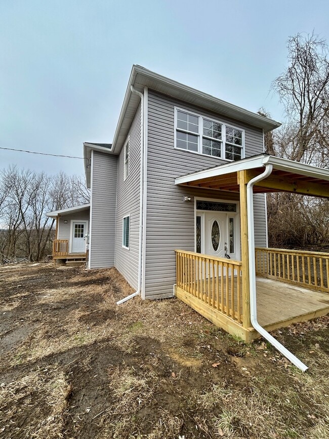 property at 1423 Mitchell Ave