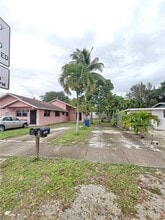 2175 NW 104th St in Miami, FL - Building Photo - Building Photo