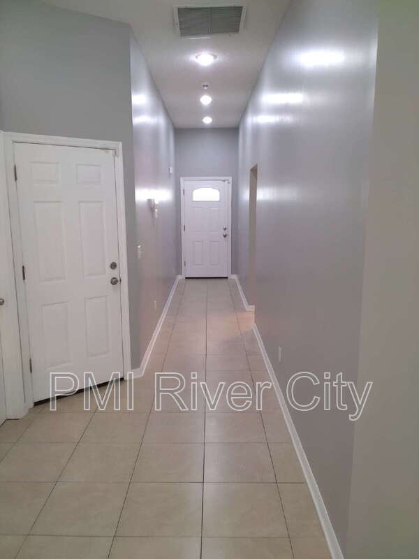 818 Filmore Ln in Orange Park, FL - Building Photo - Building Photo