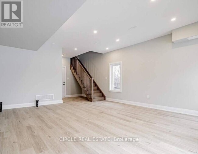 1489 Purchase Pl in Innisfil, ON - Building Photo - Building Photo