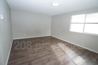 315 Ivy St in Nampa, ID - Building Photo - Building Photo