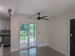 1440 Green Valley Cir in Naples, FL - Building Photo - Building Photo