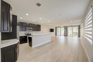 619 SW 17th St in Fort Lauderdale, FL - Building Photo