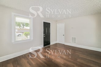 374 Dewey Ave in Hampton, VA - Building Photo - Building Photo