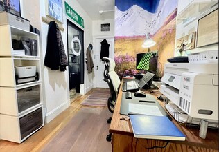 76 Martin St, Unit 36 in Cambridge, MA - Building Photo - Building Photo