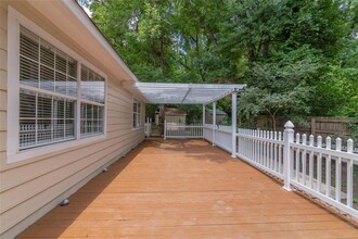 11257 S Lake Shore Dr in Conroe, TX - Building Photo - Building Photo