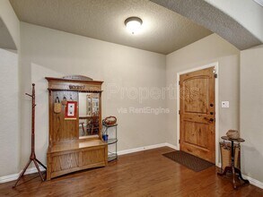 1435 Sparrow Song in San Antonio, TX - Foto de edificio - Building Photo