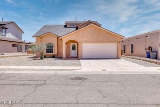3104 Tierra Paola Ln in El Paso, TX - Building Photo - Building Photo