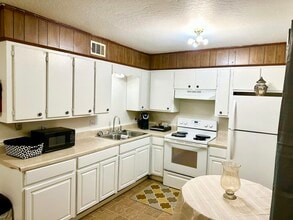 4 Eatonville Rd in Hattiesburg, MS - Building Photo - Building Photo