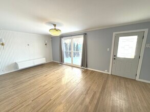 2106 Tepee Ave in Carpentersville, IL - Building Photo - Building Photo