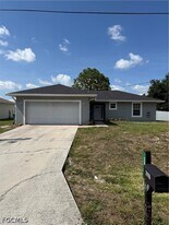 2916 7th St SW in Lehigh Acres, FL - Building Photo