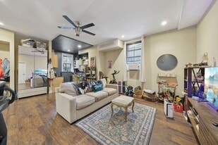 69 Erie St in Jersey City, NJ - Building Photo