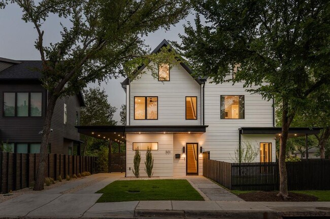 501 E 50th St in Austin, TX - Building Photo - Building Photo