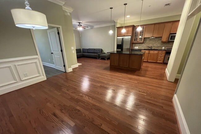 property at 11 Perimeter Center E