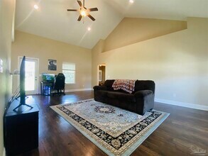 1671 Eagle Terrace in Gonzalez, FL - Building Photo - Building Photo