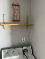 505 W 53rd Ave in Merrillville, IN - Building Photo