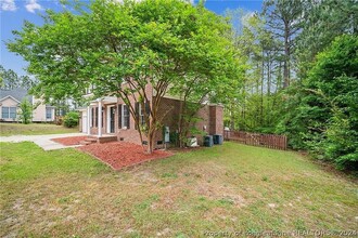 980 Stone Cross Dr in Spring Lake, NC - Building Photo - Building Photo