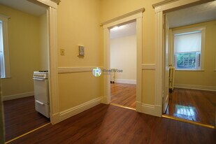 161 Kelton St, Unit 15 in Boston, MA - Building Photo