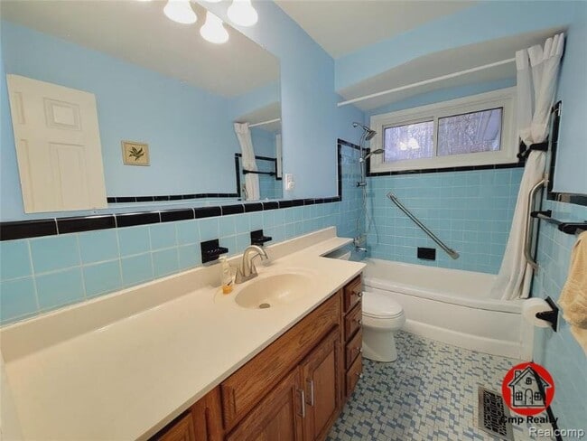 18311 Norwich Rd in Livonia, MI - Building Photo - Building Photo