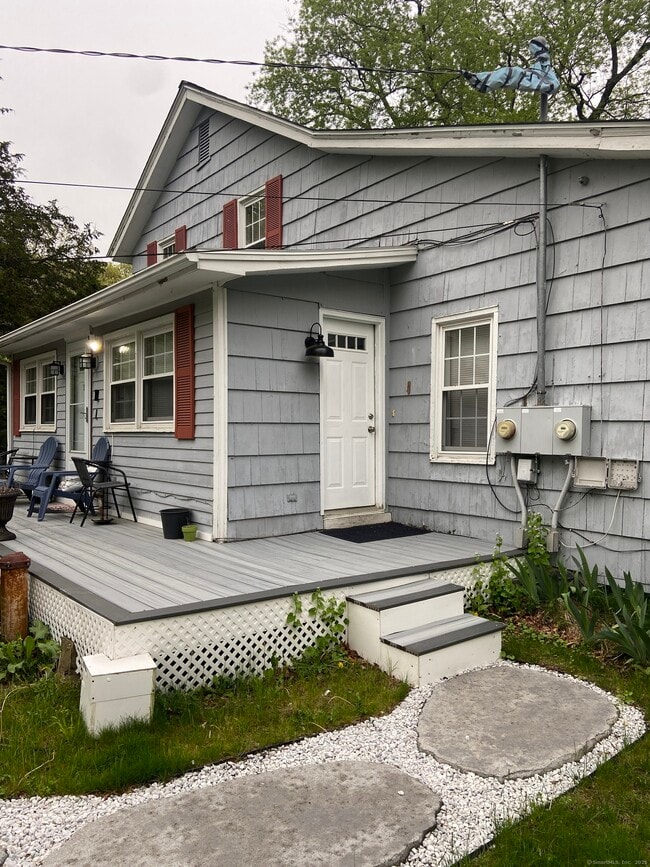 property at 165 Huntingtown Rd