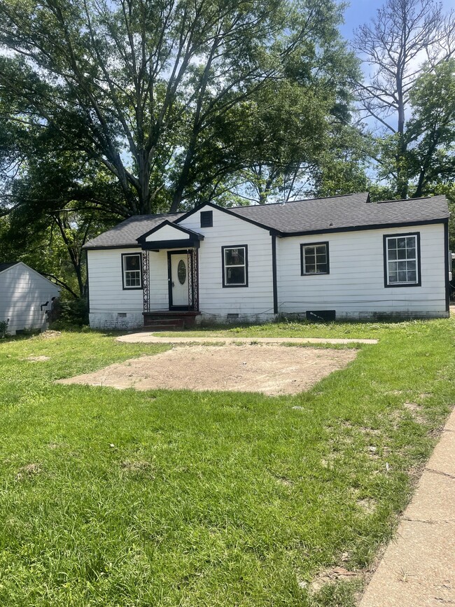 property at 737 Willaneel Dr