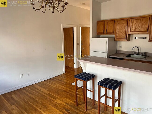10 Milford St in Boston, MA - Building Photo - Building Photo