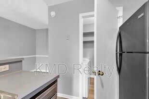 6315 Windsor Gate Ln in Charlotte, NC - Building Photo