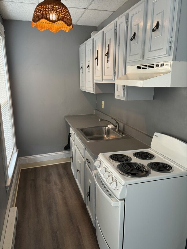 51 Dartmouth St, Unit #3