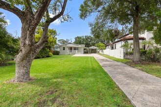 1207 W Charter St in Tampa, FL - Building Photo - Building Photo