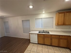 4205 Lentil Ct in Las Vegas, NV - Building Photo - Building Photo