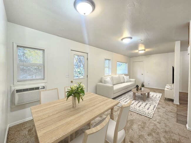 828 E 11th Ave in Spokane, WA - Building Photo - Building Photo