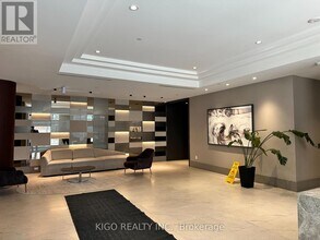 55 Duke St W in Kitchener, ON - Building Photo - Building Photo