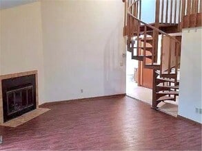 2463 Cochrane Dr in Woodbury, MN - Building Photo - Building Photo